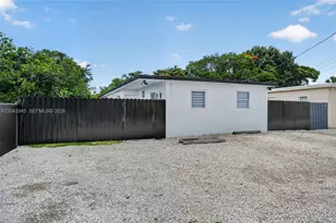 636 NW 14th Terrace, Fort Lauderdale, FL 33311 - Photo 3