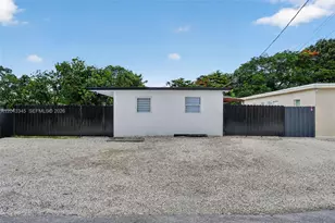 636 NW 14th Terrace, Fort Lauderdale, FL 33311 - Photo 15