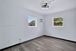 636 NW 14th Terrace, Fort Lauderdale, FL 33311 - Photo 17
