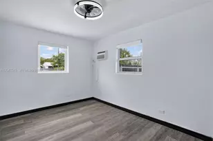 636 NW 14th Terrace, Fort Lauderdale, FL 33311 - Photo 13