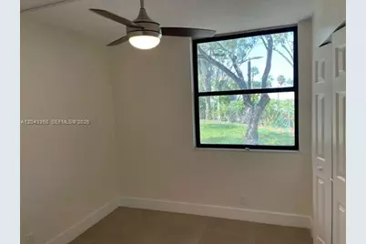 215 Lake Pointe Dr #109, Oakland Park, FL 33309 - Photo 19