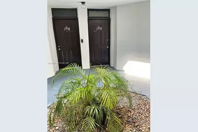 215 Lake Pointe Dr #109, Oakland Park, FL 33309 - Photo 3