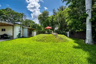 13501 NE Miami Ct, Miami, FL 33161 - Photo 37
