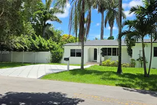 13501 NE Miami Ct, Miami, FL 33161 - Photo 3