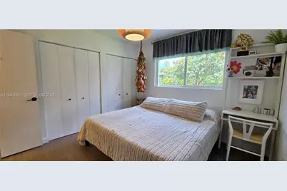 13501 NE Miami Ct, Miami, FL 33161 - Photo 21