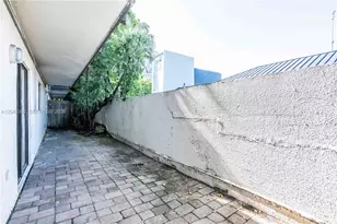 3265 Virginia St, Miami, FL 33133 - Photo 11