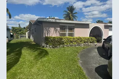 9451 NW 20th Pl, Sunrise, FL 33322 - Photo 3