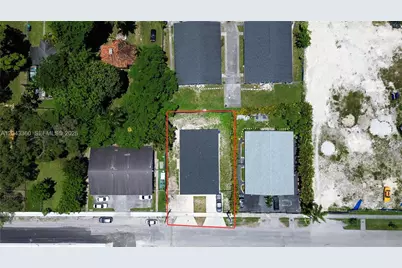 13720 NE 2nd Court, North Miami, FL 33161 - Photo 3