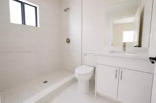 13720 NE 2nd Ct, North Miami, FL 33161 - Photo 15