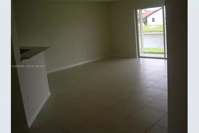 9247 Chambers St, Tamarac, FL 33321 - Photo 5