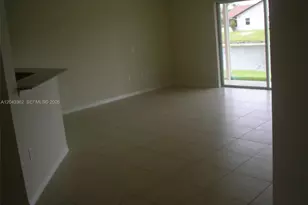 9247 Chambers St, Tamarac, FL 33321 - Photo 5