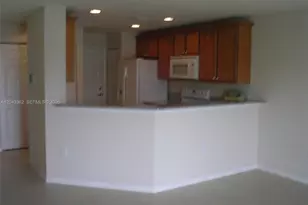 9247 Chambers St, Tamarac, FL 33321 - Photo 3