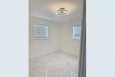 96 Caroline Dr, West Palm Beach, FL 33415 - Photo 9