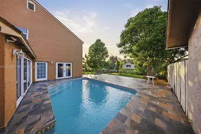7919 NW 50th St, Lauderhill, FL 33351 - Photo 33