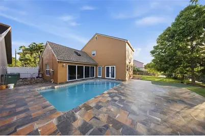 7919 NW 50th St, Lauderhill, FL 33351 - Photo 37