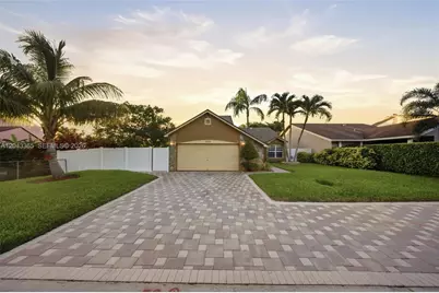 7919 NW 50th St, Lauderhill, FL 33351 - Photo 1