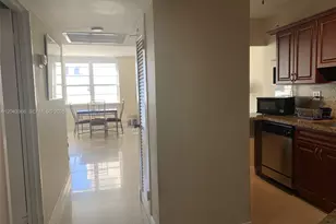 100 Lincoln Rd, Miami Beach, FL 33139 - Photo 11