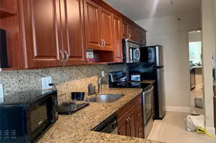 100 Lincoln Rd, Miami Beach, FL 33139 - Photo 9