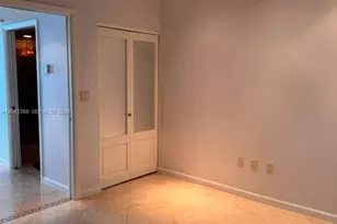 5025 Collins Ave, Miami Beach, FL 33140 - Photo 3
