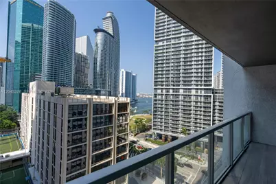 500 Brickell Ave #1407, Miami, FL 33131 - Photo 13