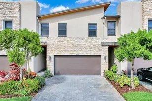 10533 NW 81st St, Doral, FL 33178 - Photo 1