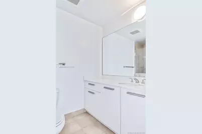 1060 Brickell Ave #2911, Miami, FL 33131 - Photo 15