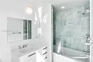 1060 Brickell Ave, Miami, FL 33131 - Photo 9