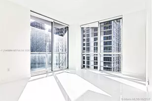 1060 Brickell Ave, Miami, FL 33131 - Photo 5