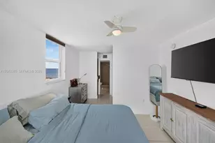 401 Ocean Dr, Miami Beach, FL 33139 - Photo 13