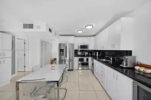 401 Ocean Dr, Miami Beach, FL 33139 - Photo 7