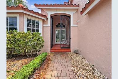 18900 SW 32nd Ct, Miramar, FL 33029 - Photo 5