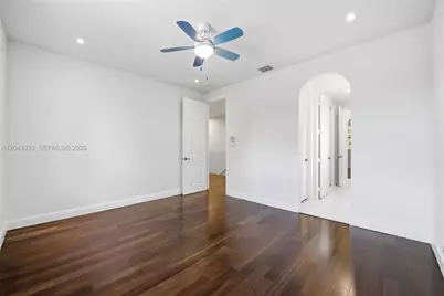 1585 Victoria Isle Way, Weston, FL 33327 - Photo 35