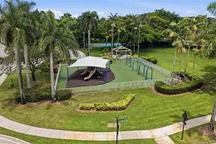 1585 Victoria Isle Way, Weston, FL 33327 - Photo 45