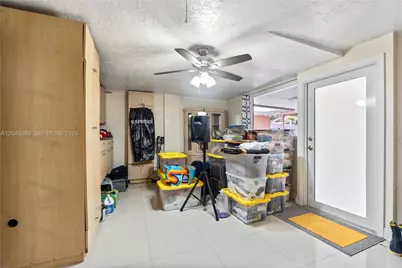 910 SW 140th Ave, Miami, FL 33184 - Photo 43