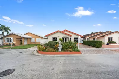 910 SW 140th Ave, Miami, FL 33184 - Photo 3