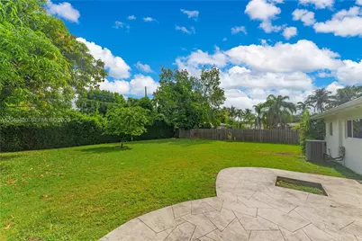 8255 SW 134th St, Pinecrest, FL 33156 - Photo 25