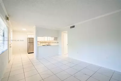 3265 Virginia St #18, Miami, FL 33133 - Photo 3