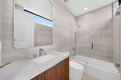 1032 SW 11th Ave, Miami, FL 33130 - Photo 23