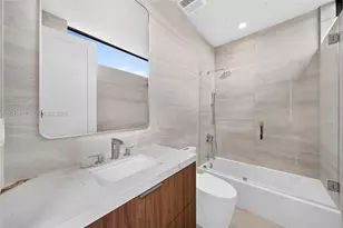 1032 SW 11th Ave, Miami, FL 33130 - Photo 23