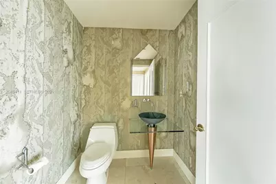 300 S Pointe Dr #2103, Miami Beach, FL 33139 - Photo 13
