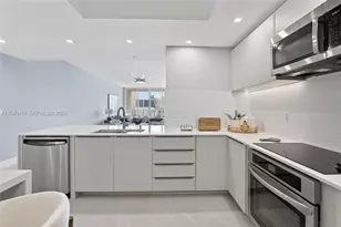 3330 NE 190th St, Aventura, FL 33180 - Photo 27