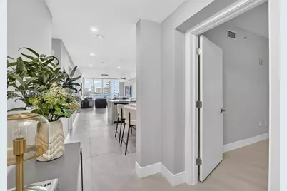 3330 NE 190th St #718, Aventura, FL 33180 - Photo 17