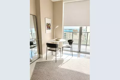 1300 Brickell Bay Dr #1806, Miami, FL 33131 - Photo 5