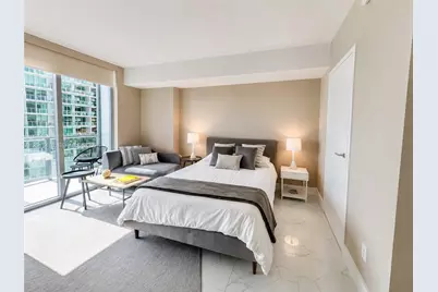 1300 Brickell Bay Dr #1806, Miami, FL 33131 - Photo 1