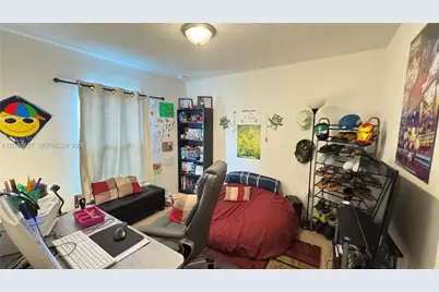 1012 Wynnmere Walk Ave, Other City - In The State Of Florida, FL 33570 - Photo 7