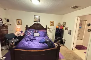 1012 Wynnmere Walk Ave, Other City - In The State Of Florida, FL 33570 - Photo 5