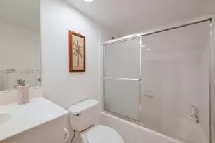 3000 S Ocean Dr, Hollywood, FL 33019 - Photo 17