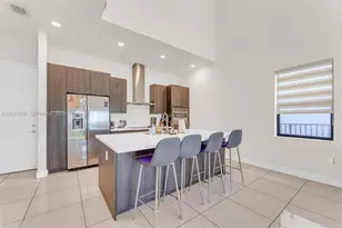 8822 NW 161st Terrace, Miami Lakes, FL 33018 - Photo 7