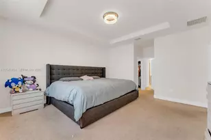 8822 NW 161st Terrace, Miami Lakes, FL 33018 - Photo 13