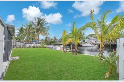 2718 Sherman St, Hollywood, FL 33020 - Photo 17
